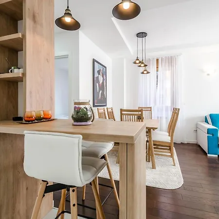 A Blok New Belgrade 2bd Apartment *