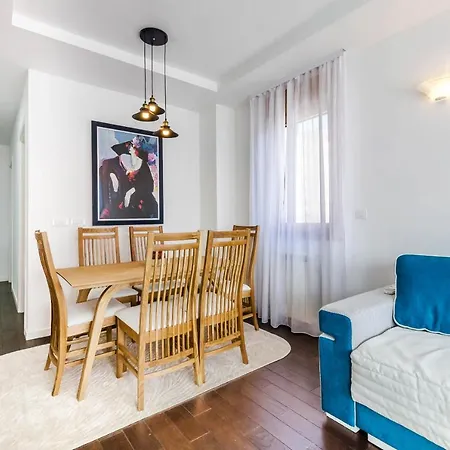 A Blok New Belgrade 2bd Apartment Bezanija